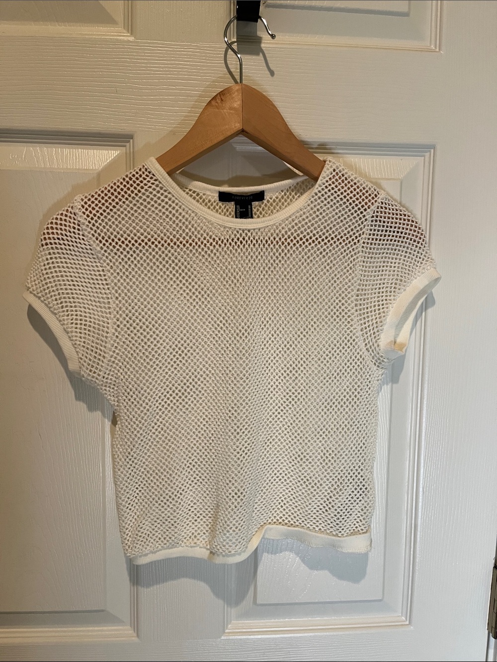 Forever 21 White Mesh Short Sleeve Crewneck Tee